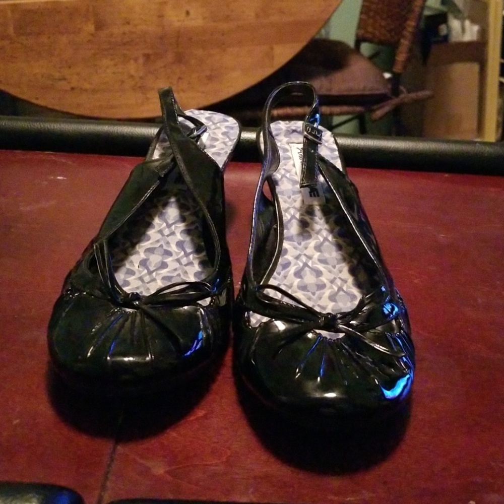 So cute casual shoes